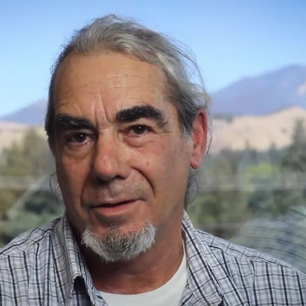 Vince giving Dental Implant Center at Walnut Creek a Testimonial